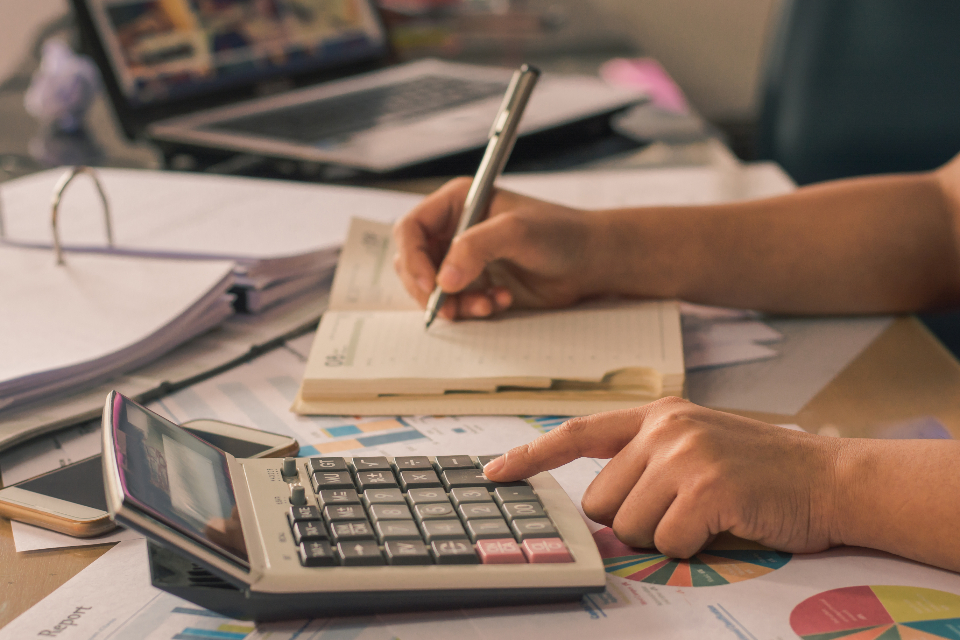 Digital Nomad Tax Residency — The 183-Day Rule Myth featured image